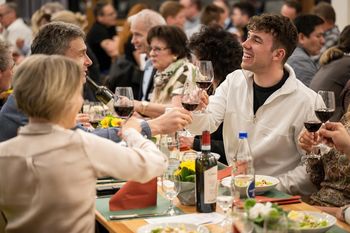gallery UUID: 6adff201-f167-6322-3362aa0dd51dd9f2