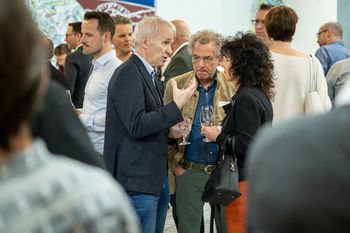 gallery UUID: 6adff201-f167-6322-3362aa0dd51dd9f2